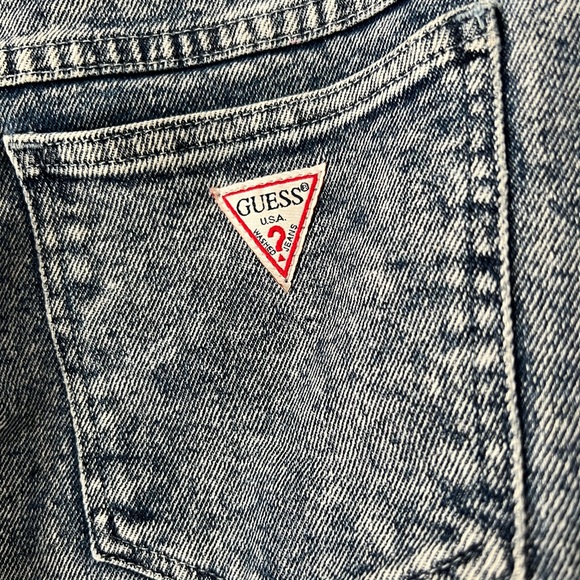 Guess acid washed buttonfly Jean skirt - Picture 3 of 7